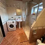 Δωμάτια σε οικογενειακή κατοικία Arthome Βρότσλαβ