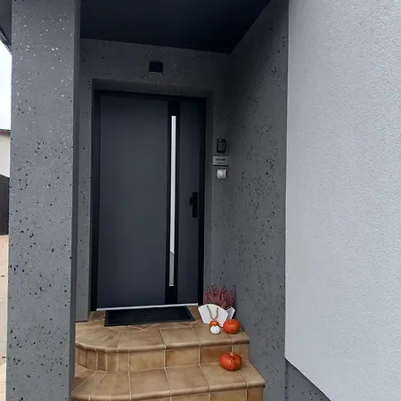 Arthome Δωμάτια σε οικογενειακή κατοικία